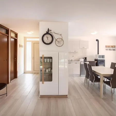 فيلة Rose With Pool *